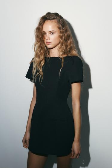 ROBE COURTE PLIS ET POCHES - Noir de Zara - Image 2