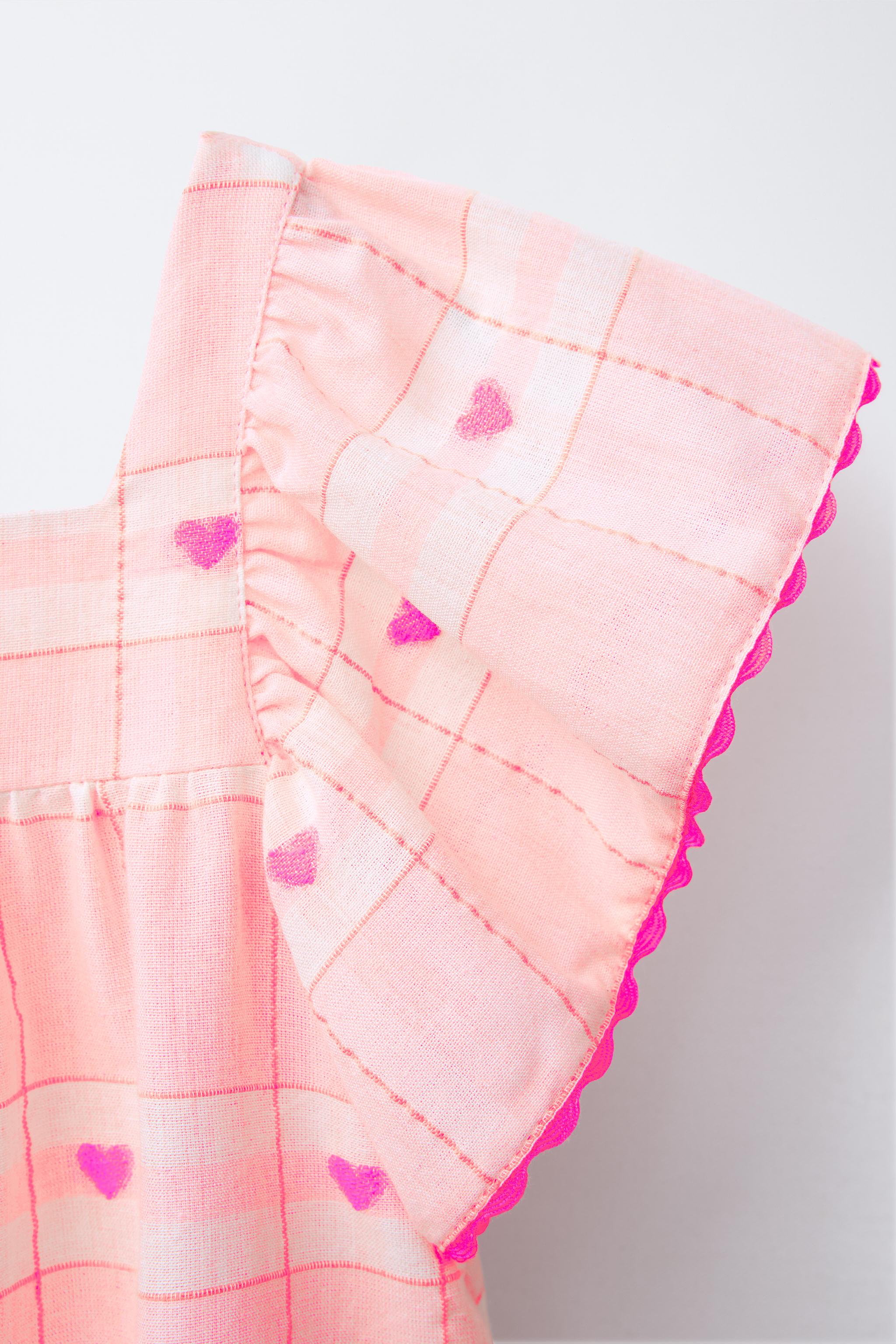 ハート刺繍入りチェック柄ワンピース - ピンク | ZARA Japan / 日本 ハート刺繍入りチェック柄ワンピース - ピンク | ZARA Japan / 日本
