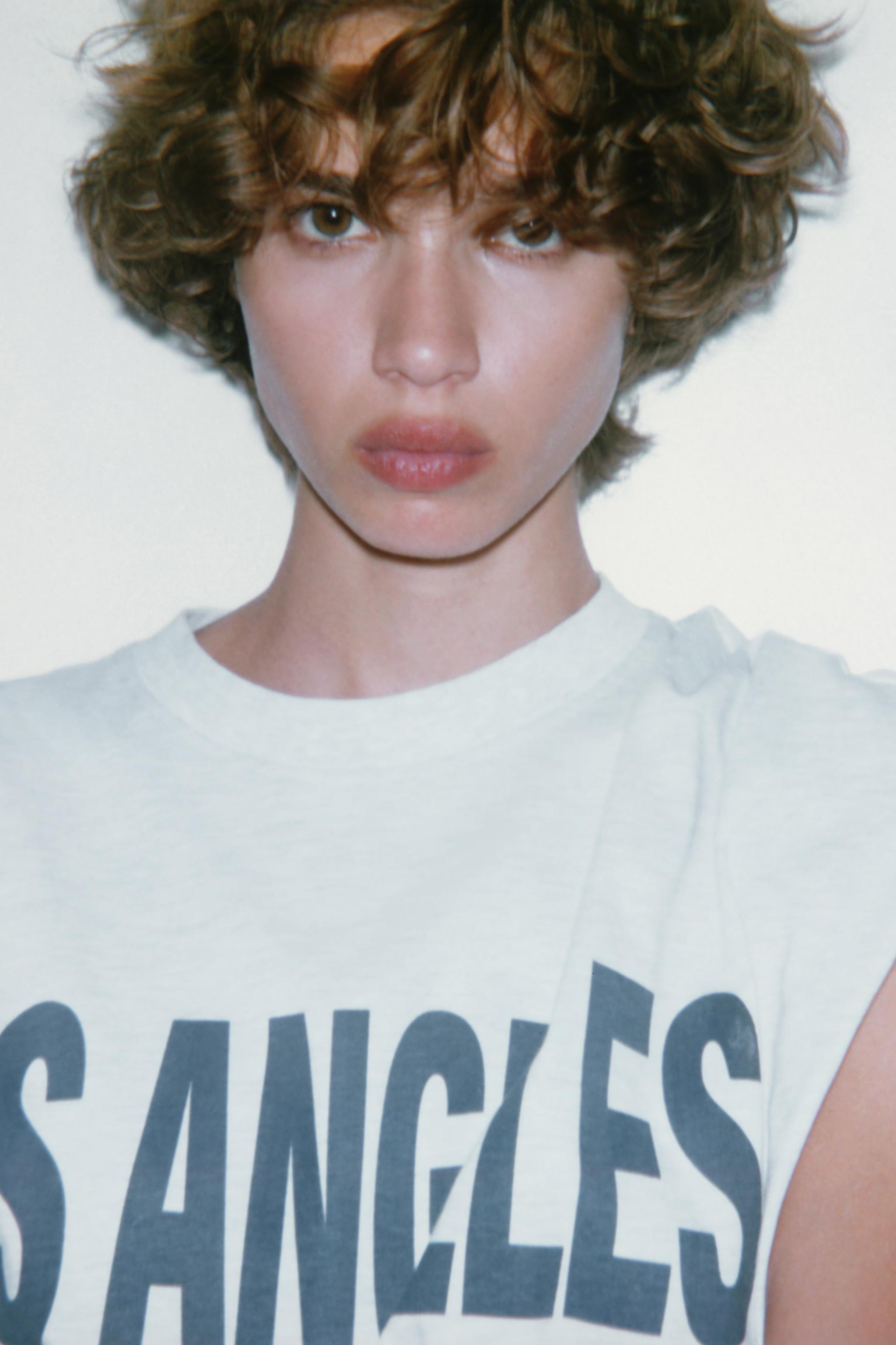 OVERSIZED TEXT T-SHIRT