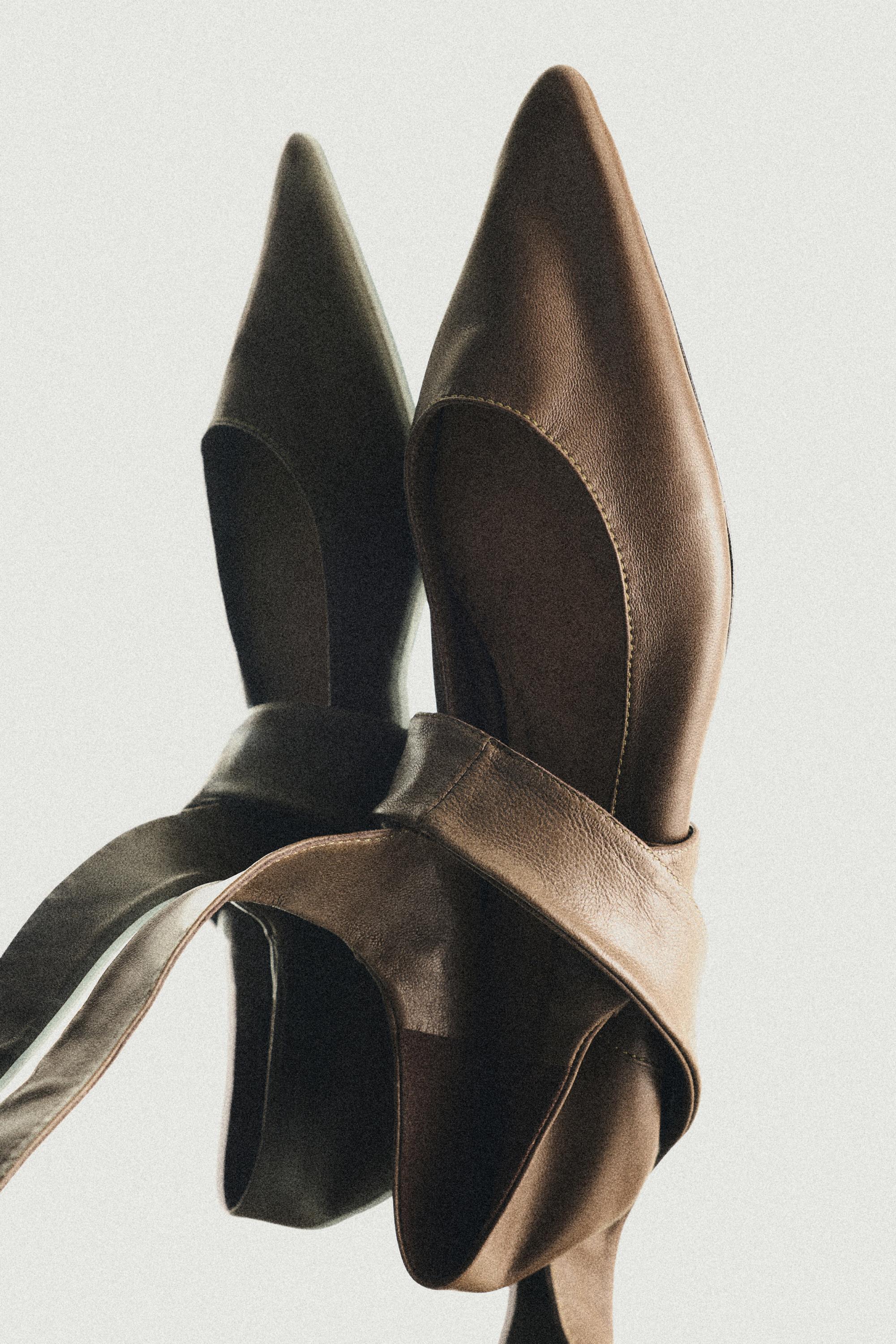 Ballerine en cuir à lacets - LIMITED EDITION