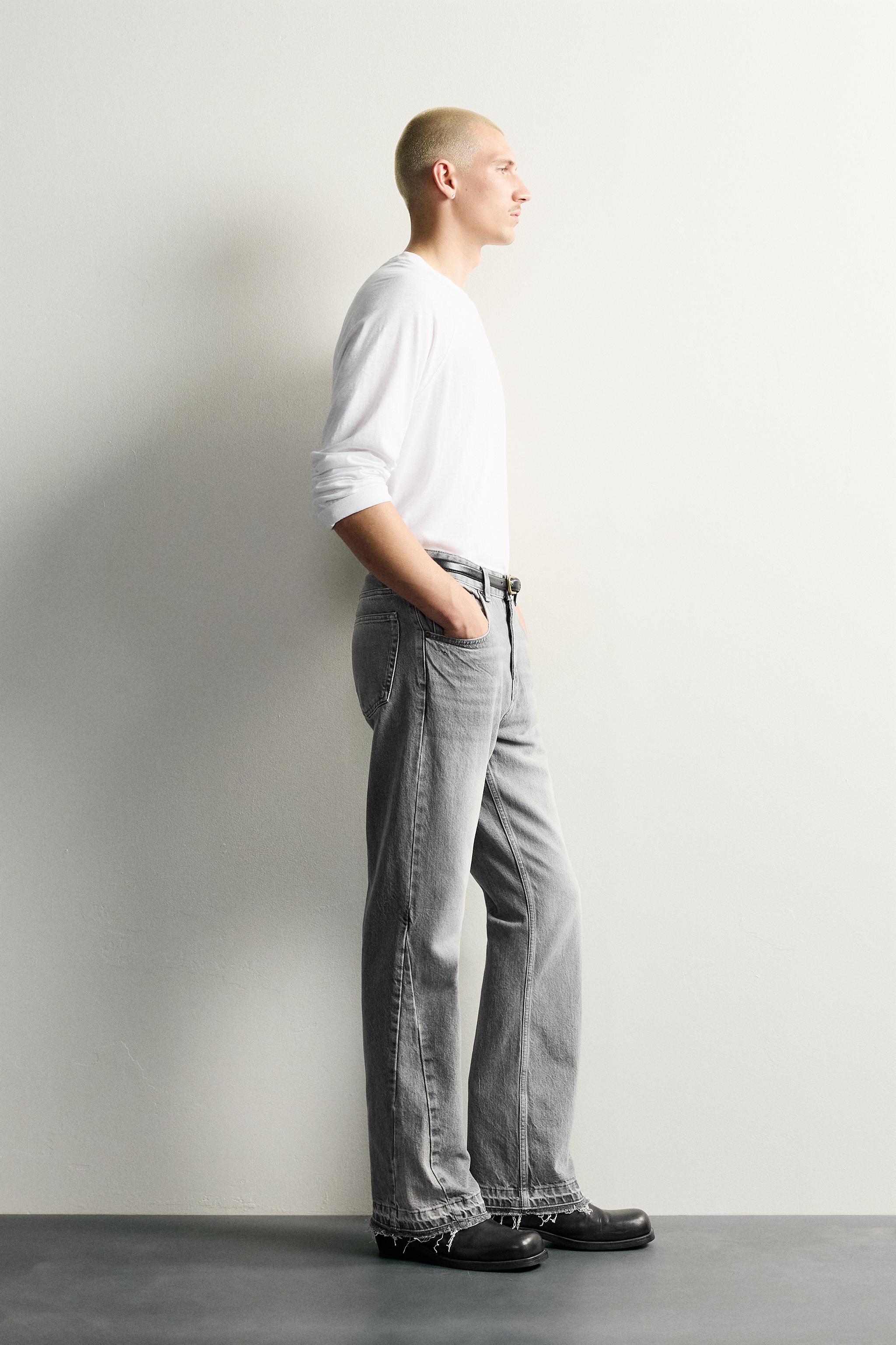 FLARE FIT JEANS
