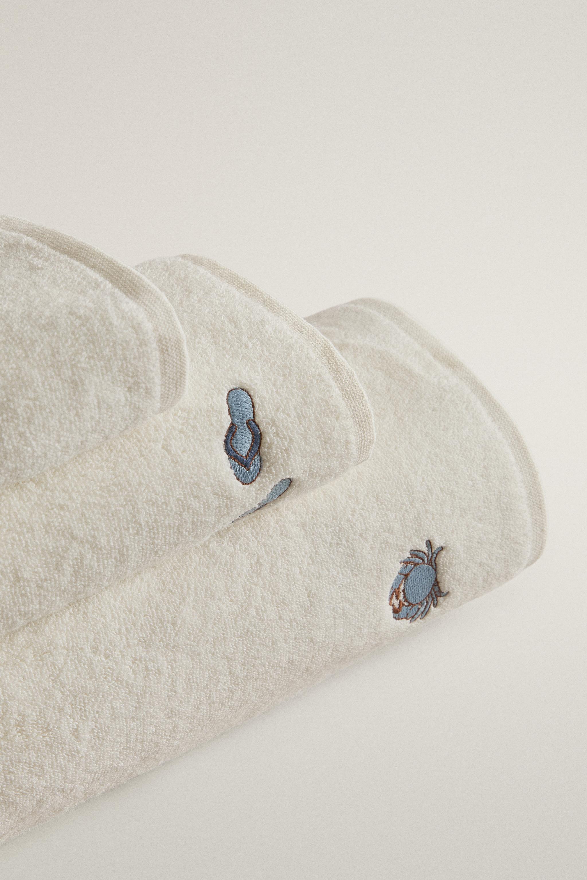BEACH EMBROIDERY BATH TOWEL
