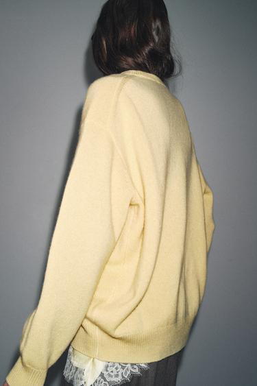 PULL 100 % CACHEMIRE MANCHES LONGUES - Jaune de Zara - Image 3