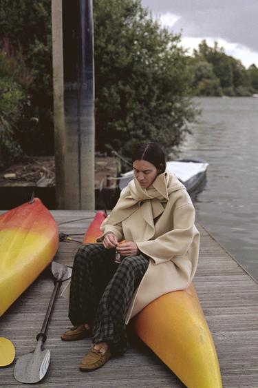 MANTEAU OVERSIZE FOULARD MÉLANGE LAINE ZW COLLECTION - Écru de Zara - Image 1