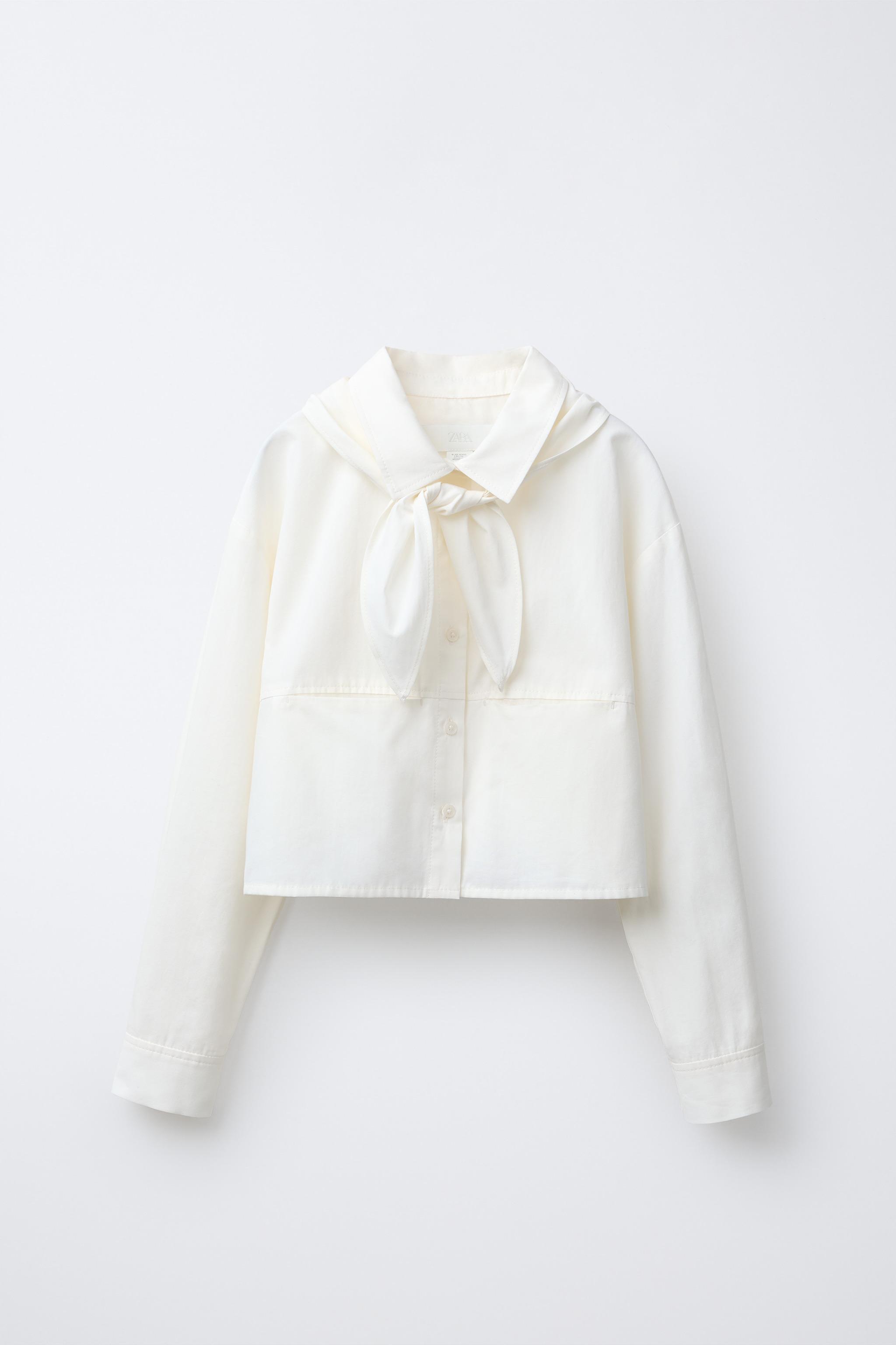 CHEMISE COURTE À FOULARD DÉTACHABLE