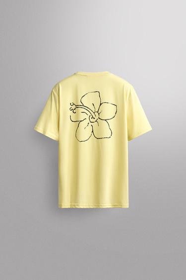 ФУТБОЛКА ИЗ ТЕХНИЧНОЙ ТКАНИ С ЦВЕТОЧНЫМ ПРИНТОМ — ЖЕЛТЫЙ от Zara