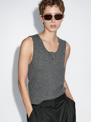 Zara Knit top with button details - Gray marl