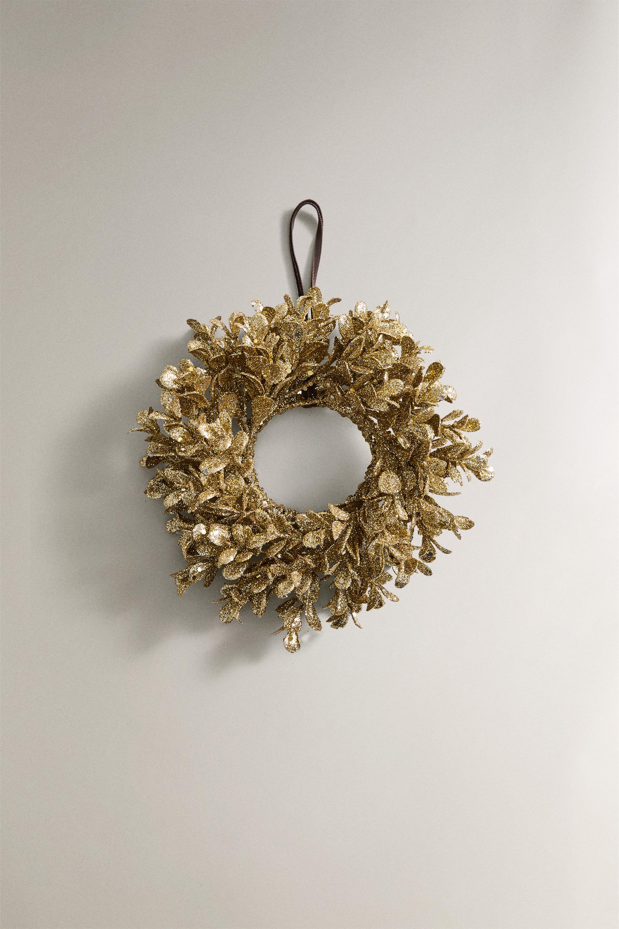 SHINY CHRISTMAS WREATH DECORATION
