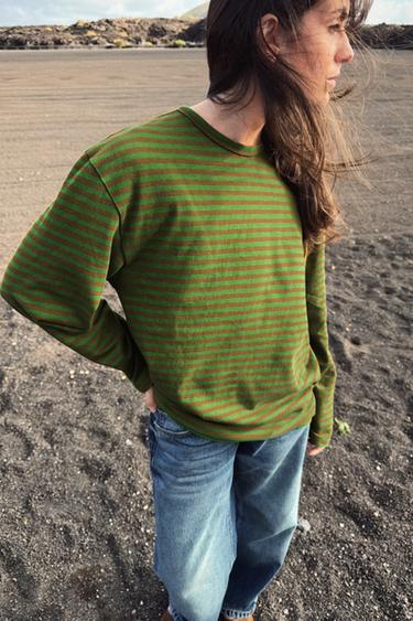 T-SHIRT OVERSIZE À RAYURES - Raie verte de Zara - Image 2