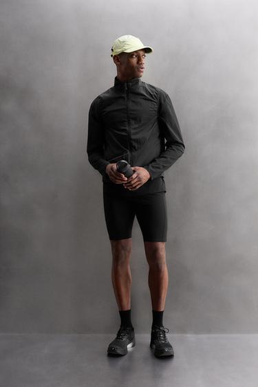 TRAINING LEGGINGS - Black by Zara