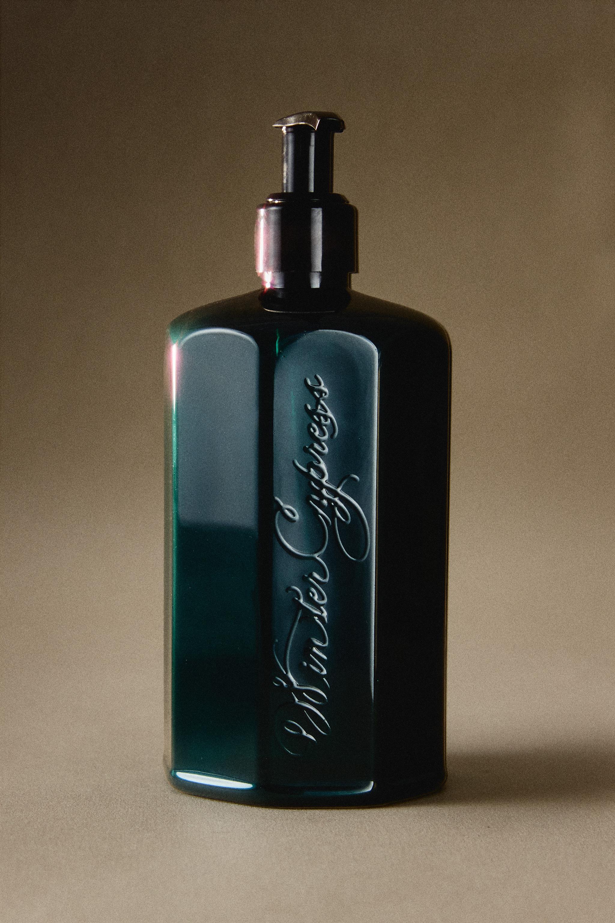 (500 ML) WINTER CYPRESS LIQUID HAND AND BODY SOAP