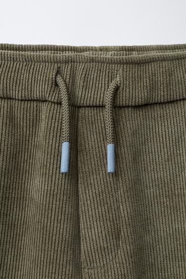 PANTALON EN VELOURS CÔTELÉ À POCHES - Vert sauge de Zara - Image 2