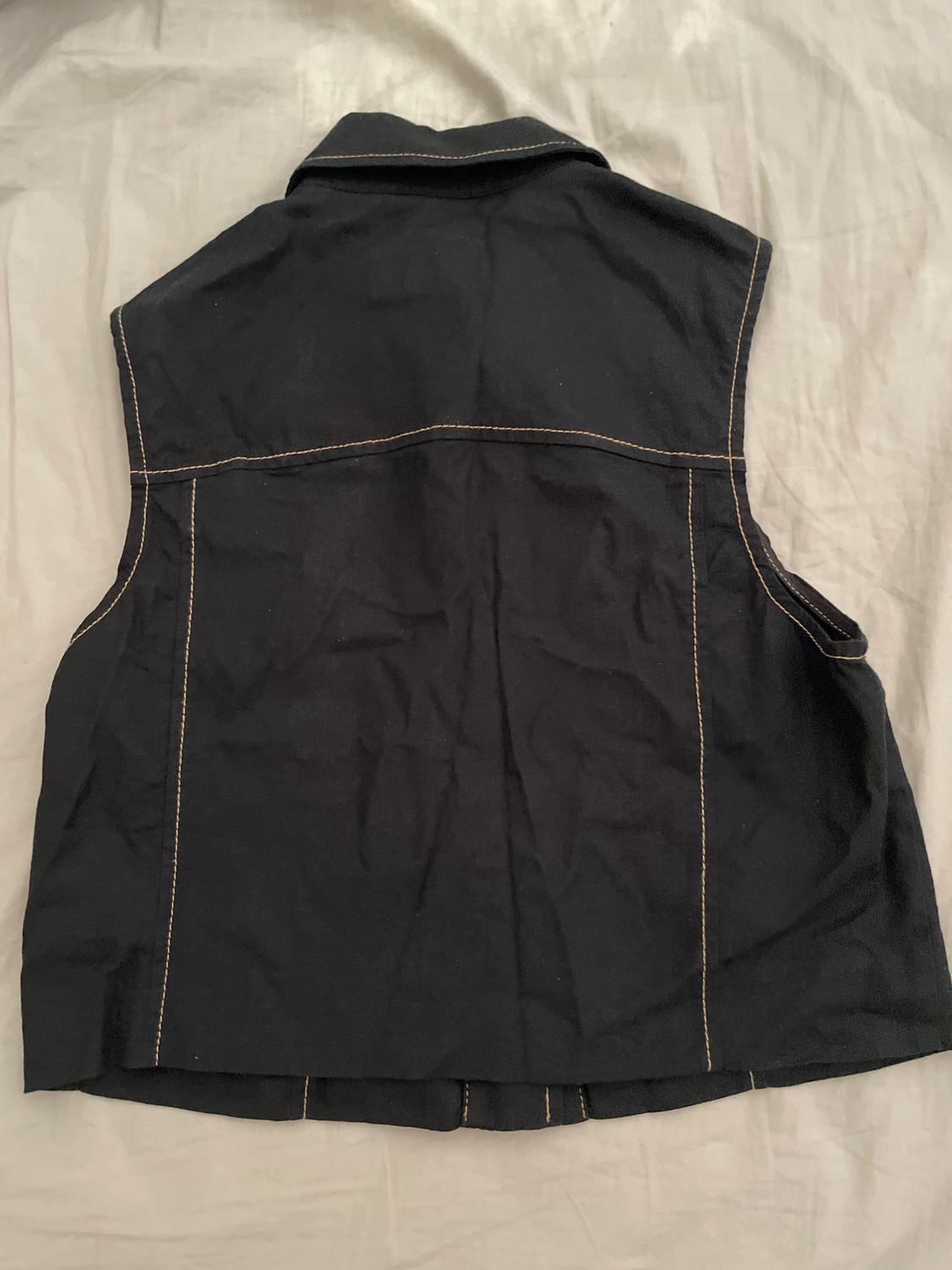 STRAIGHT WAISTCOAT WITH CONTRAST STITCHING - Image 2