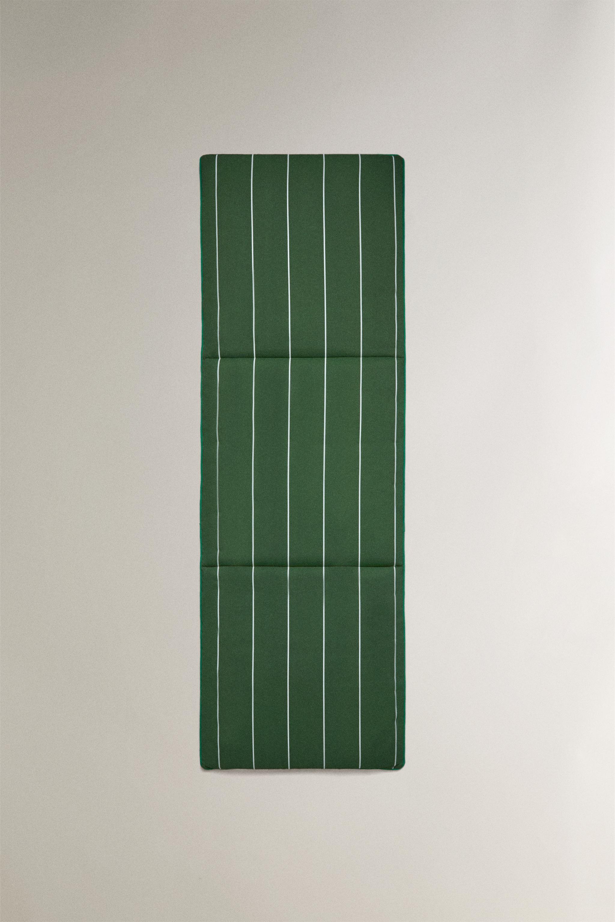 STRIPED TOPPER WITH PIPING