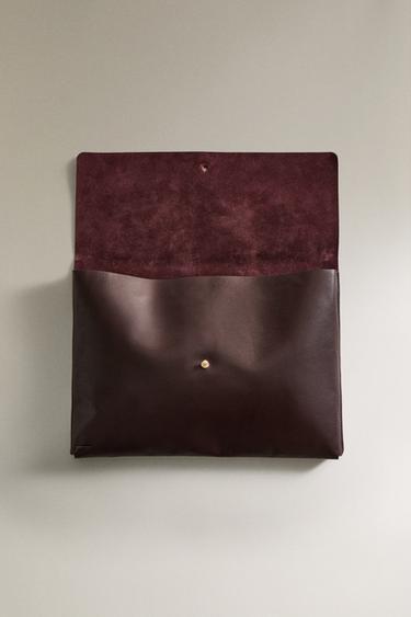 POCHETTE CUIR BOUTON - Bordeaux de Zara - Image 3