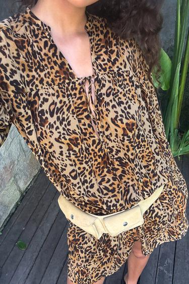 VESTIDO ESTAMPADO ANIMAL VOLANTES - Leopardo / Tostado de Zara