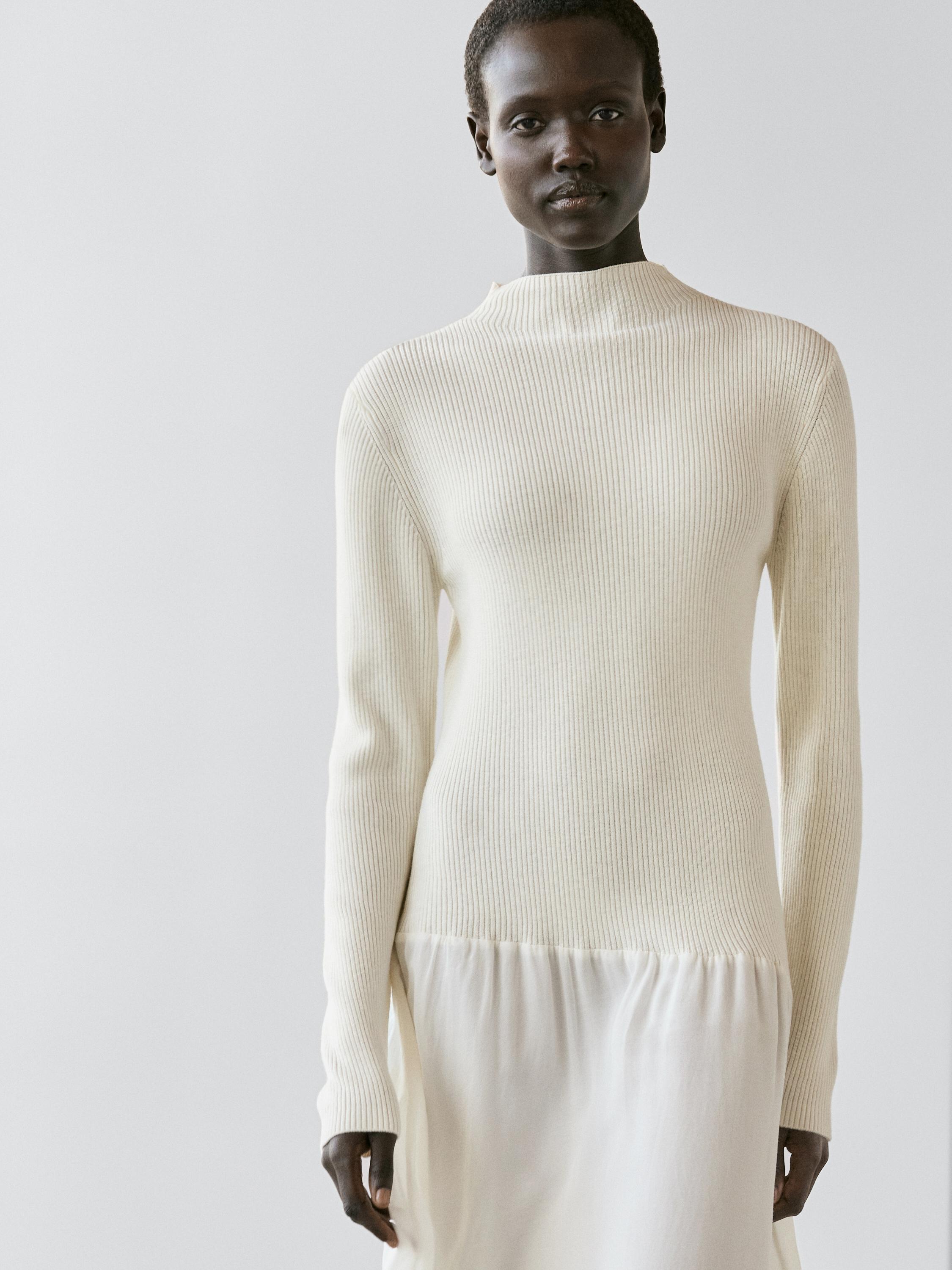 Knit dress with matching detail