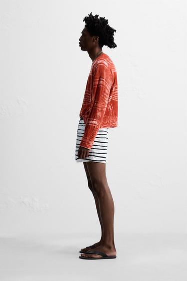 GRAPHIC PRINT SWEATER © OTIS KWAME KYE QUAICOE - Red by Zara - Image 3
