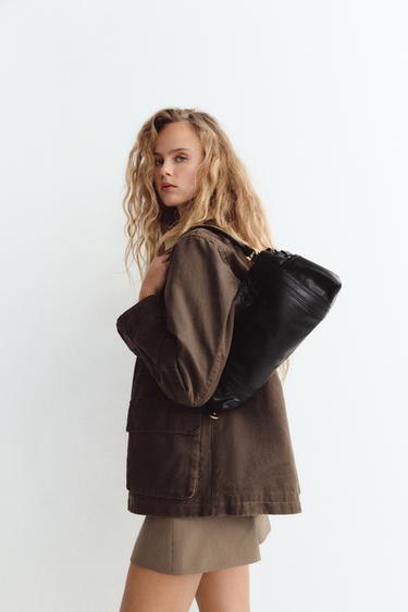 Zara ÕLAKOTT KROOGITUD DETAILIGA - Must