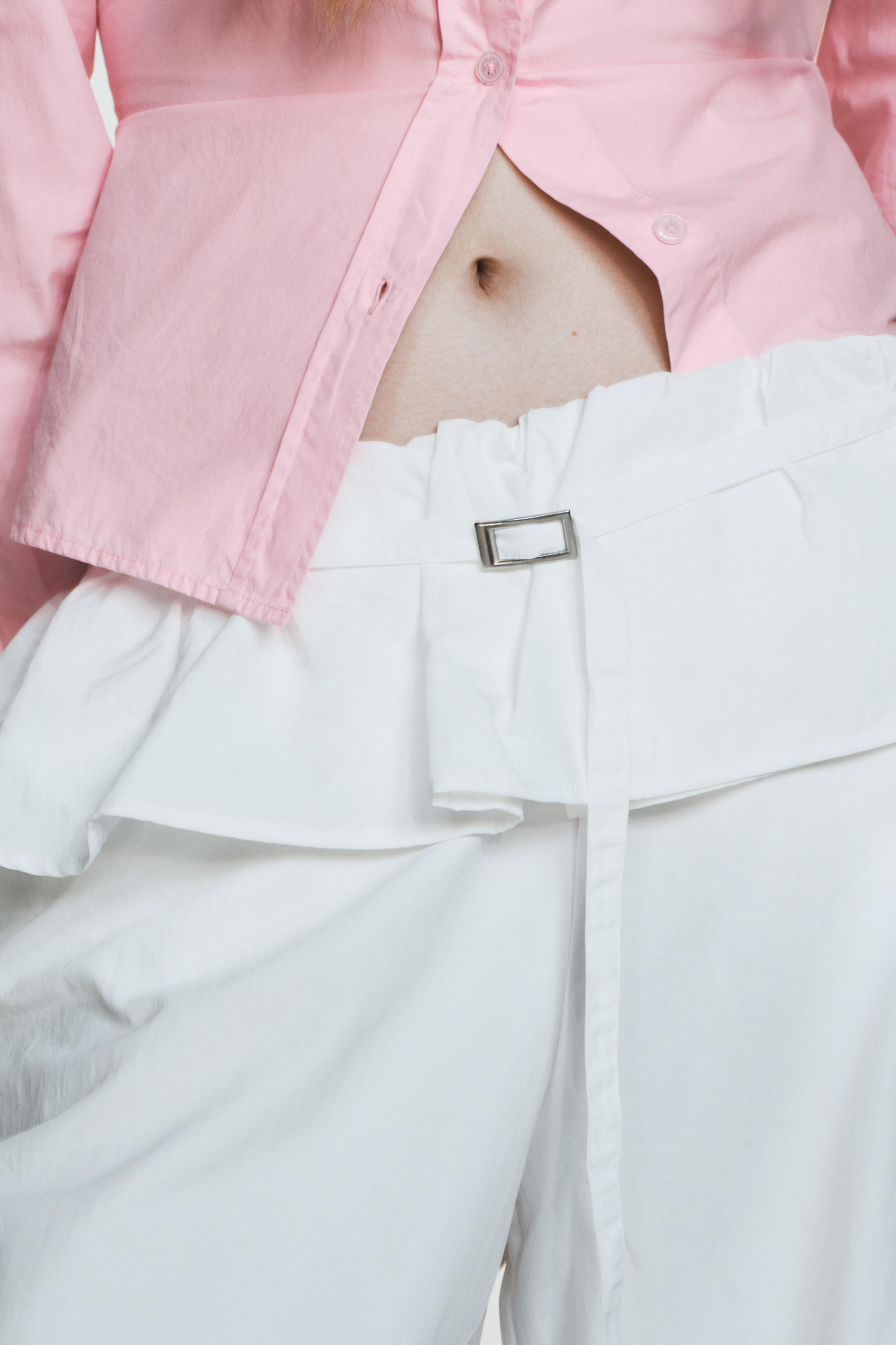 PANTALON EN NYLON À TAILLE SUPERPOSÉE