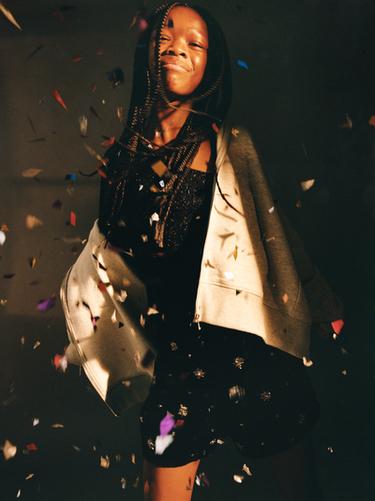 BEADED VELVET BERMUDA SHORTS - Black by Zara