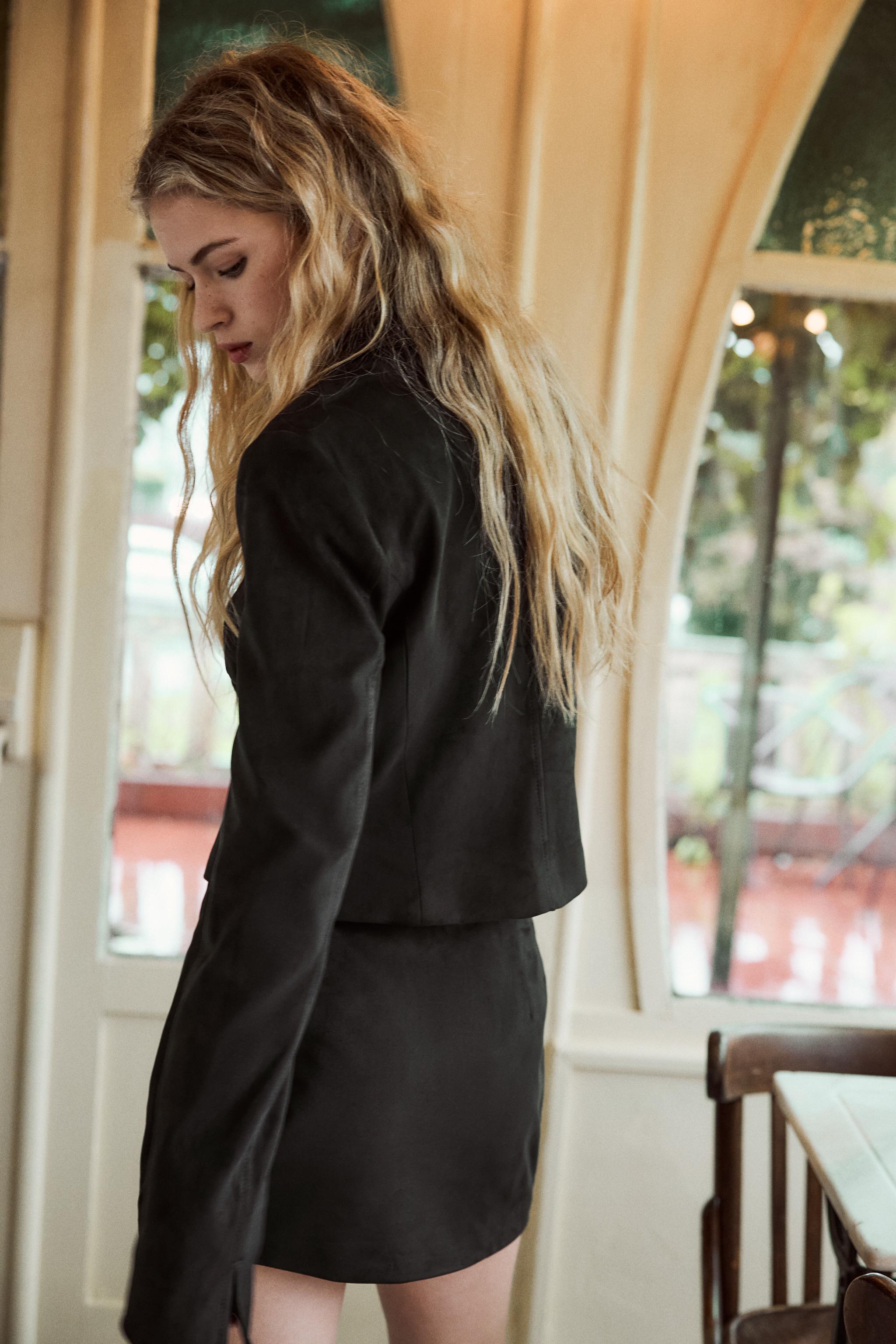 ZARA スエードテイストミニスカート 6929/400/800 ZARA スエードテイストミニスカート 6929/400/800 (ZARA/ミニ
