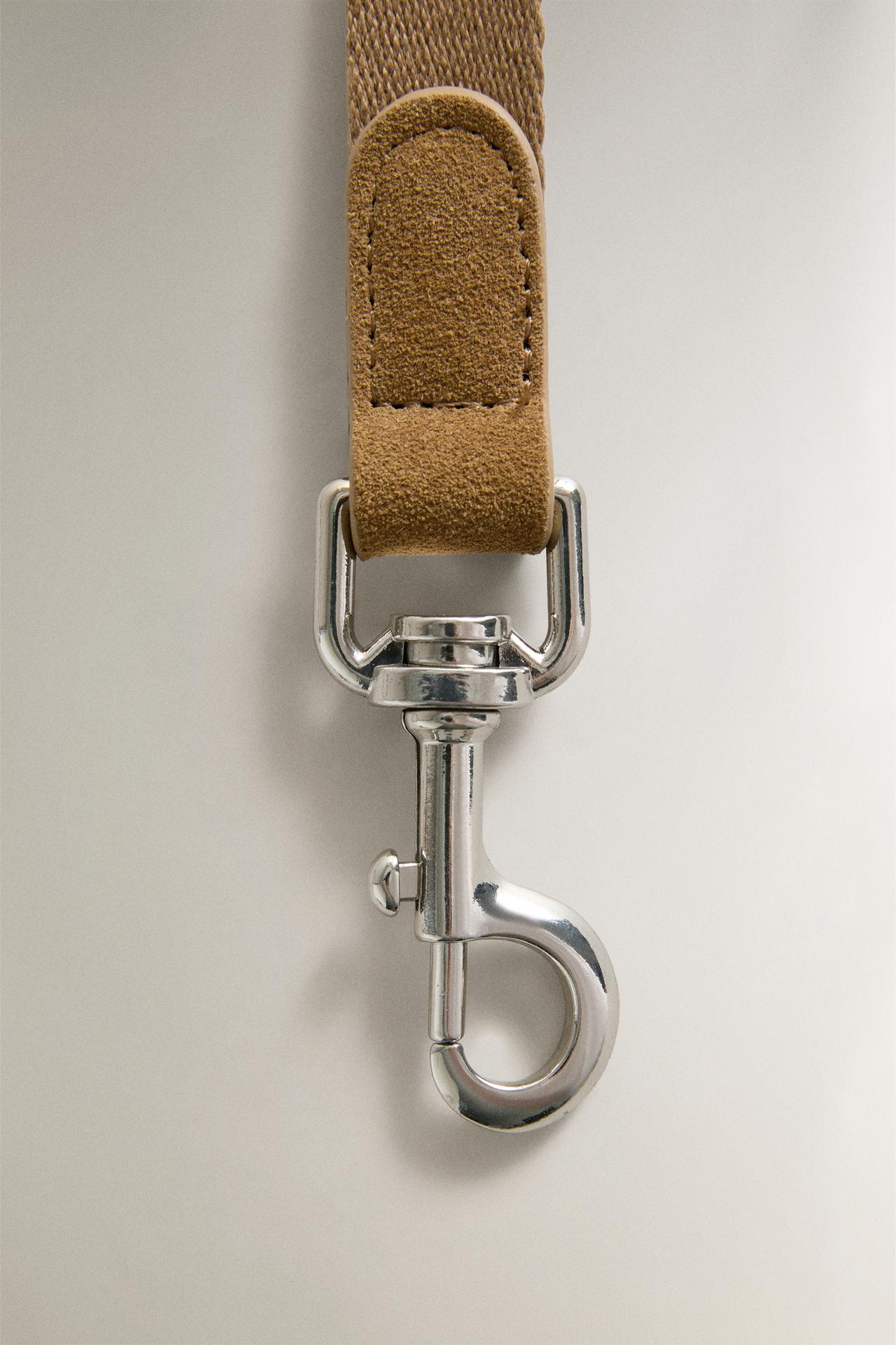 LEATHER PET LEAD WITH CLIP — Beige