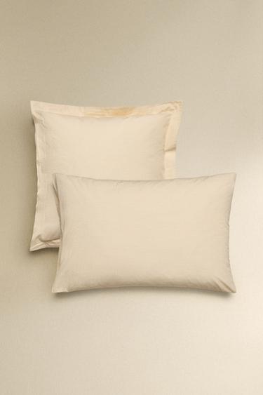 FRONHA DE TRAVESSEIRO COM ESTAMPADO LISTRADO - Baunilha da Zara