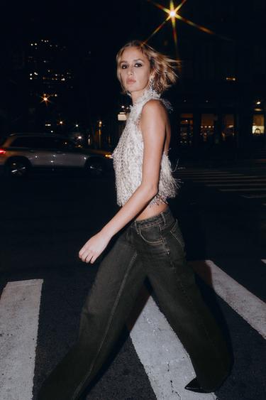 ХАЛТЕР ТОП СО ВЕШТАЧКО КРЗНО - Екру / Лапорец од Zara