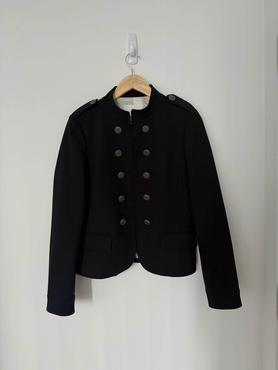FITTED JACKET WITH BUTTONS AND SHOULDER PADS - Image 3