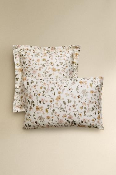 FLORAL PRINT SATEEN PILLOWCASE - Ecru by Zara - Image 0