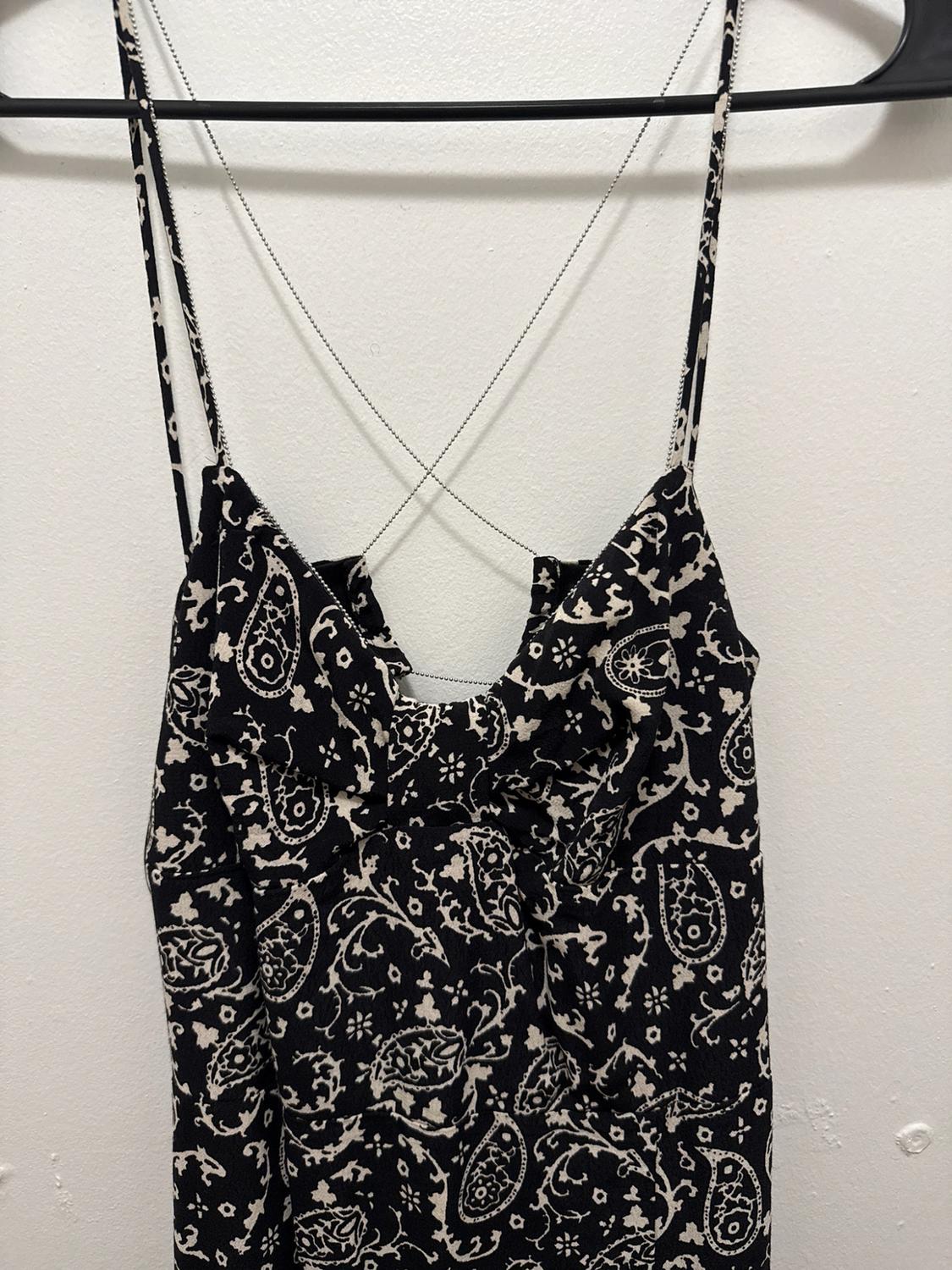 VESTIDO MIDI TIRANTES CADENA - Image 4
