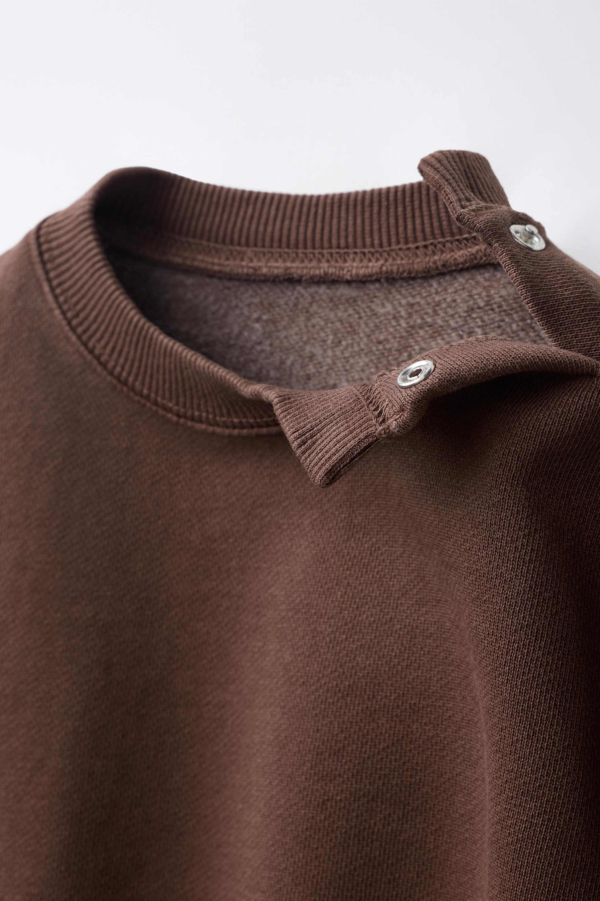 SOLID GARMENT-DYED SWEATSHIRT