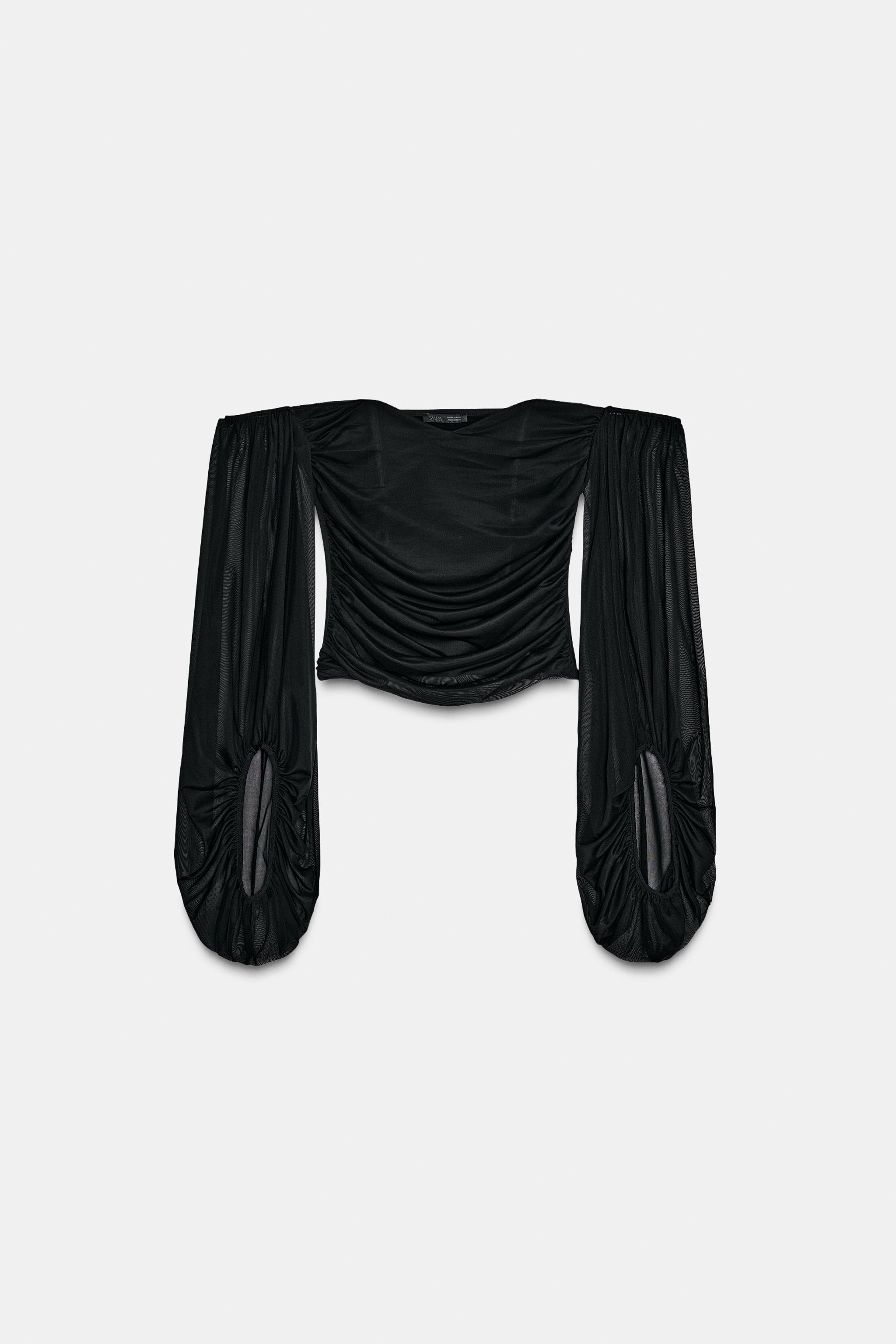 FLOWY STRAIGHT NECK TOP