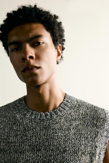 GILET EN MAILLE STRUCTURÉ - Écru de Zara - Image 4