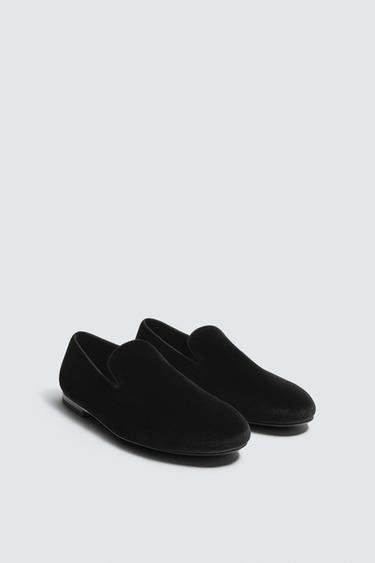 VELVET-EFFECT LOAFERS - Black by Zara