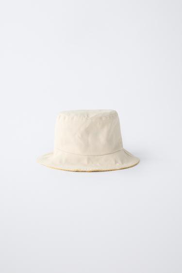 REVERSIBLE CROCHET BEANIE - Ecru by Zara - Image 1