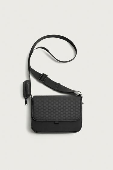 Zara TEXTURED RUBBERIZED CROSSBODY BAG - Black