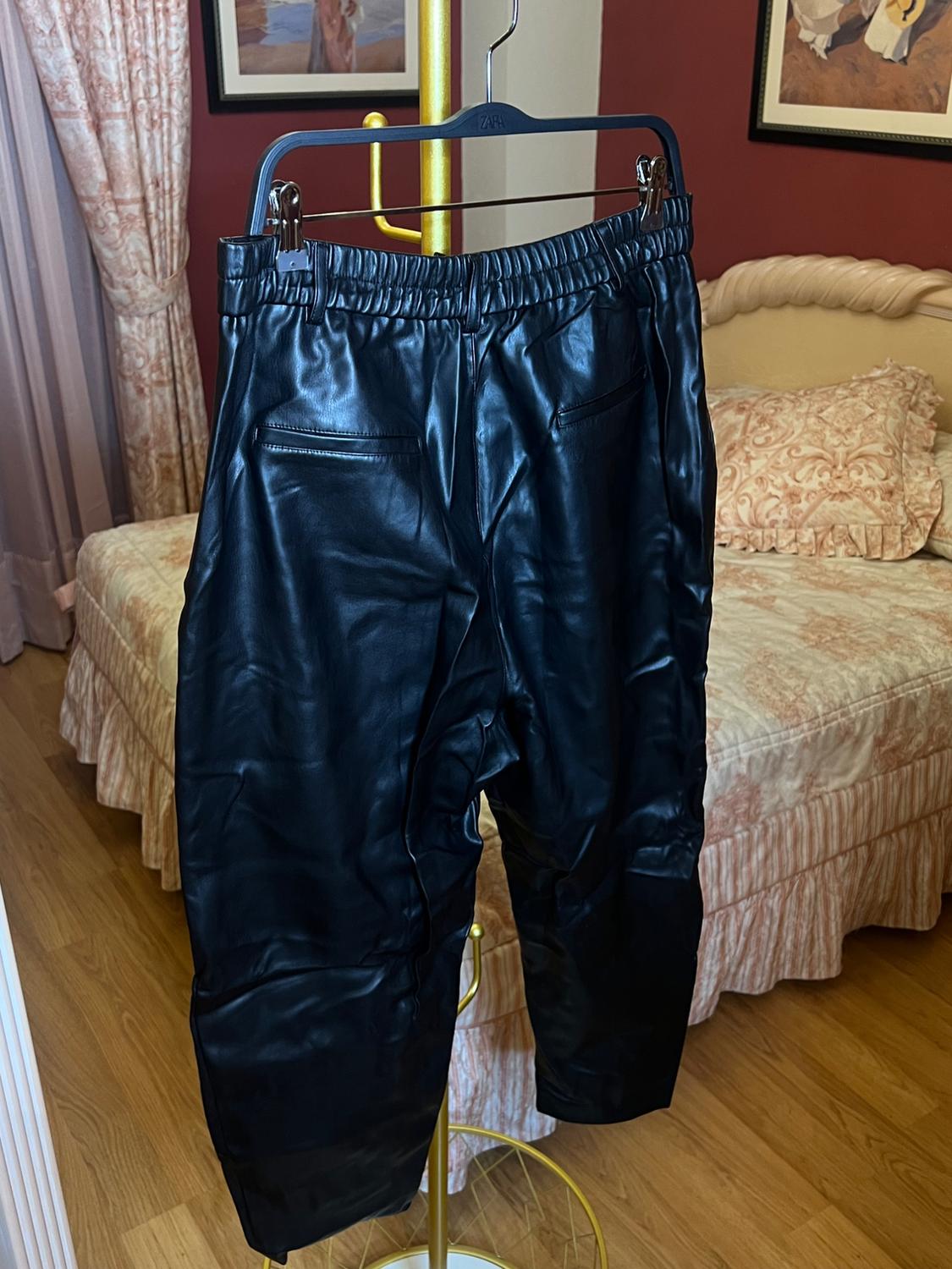 FAUX LEATHER MOM FIT TROUSERS - Image 4