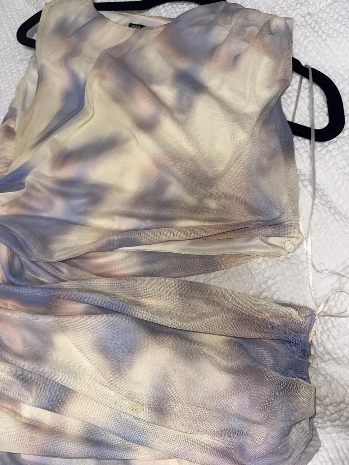 VESTIDO TUL ESTAMPADO CUT OUT - Image 3