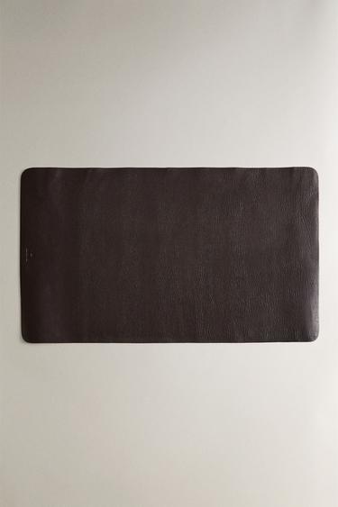 PROTECTOR PIEL ESCRITORIO - Burgundy de Zara