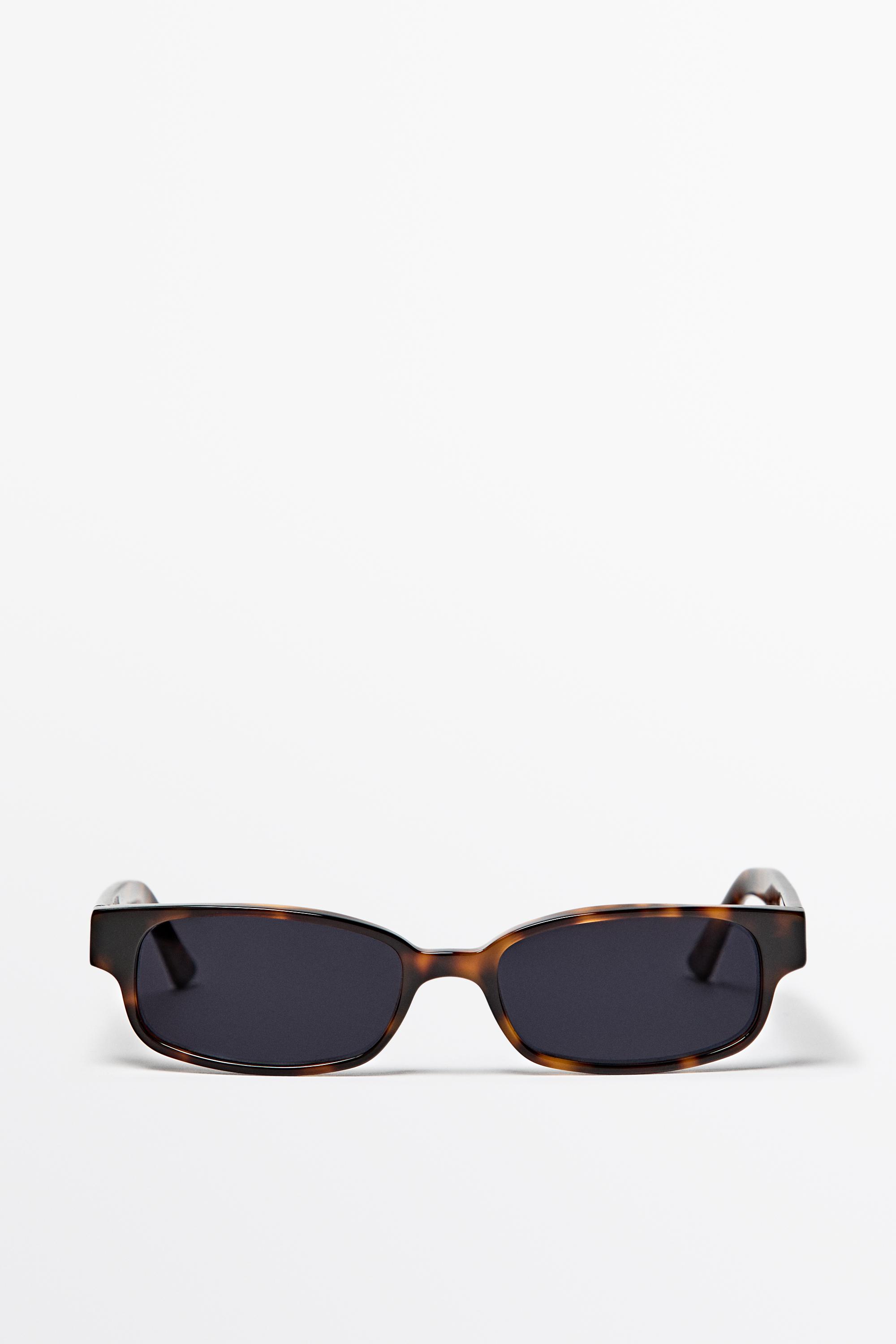 Tortoiseshell-effect sunglasses