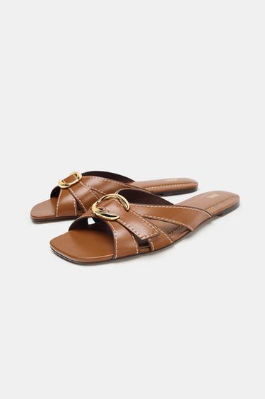 SANDALES CROISÉES DÉTAIL MÉTALLIQUE - Marron de Zara - Image 3