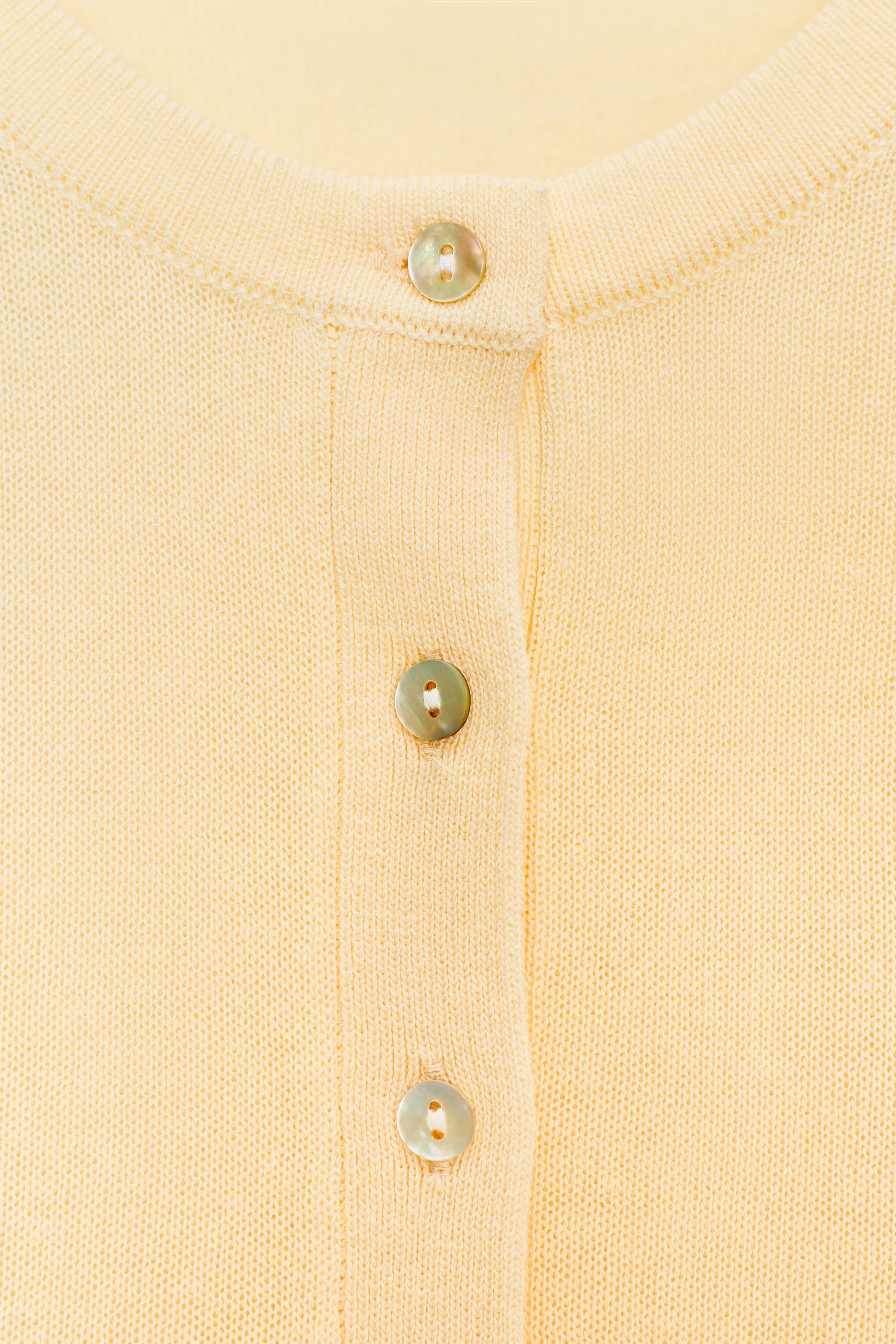 BASIC KNIT SWEATER
