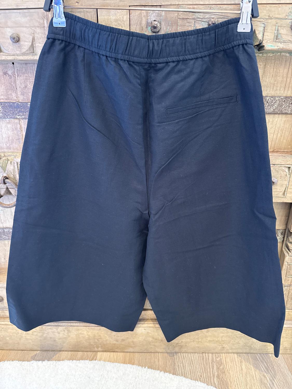 LINEN - COTTON BERMUDA SHORTS - Image 2