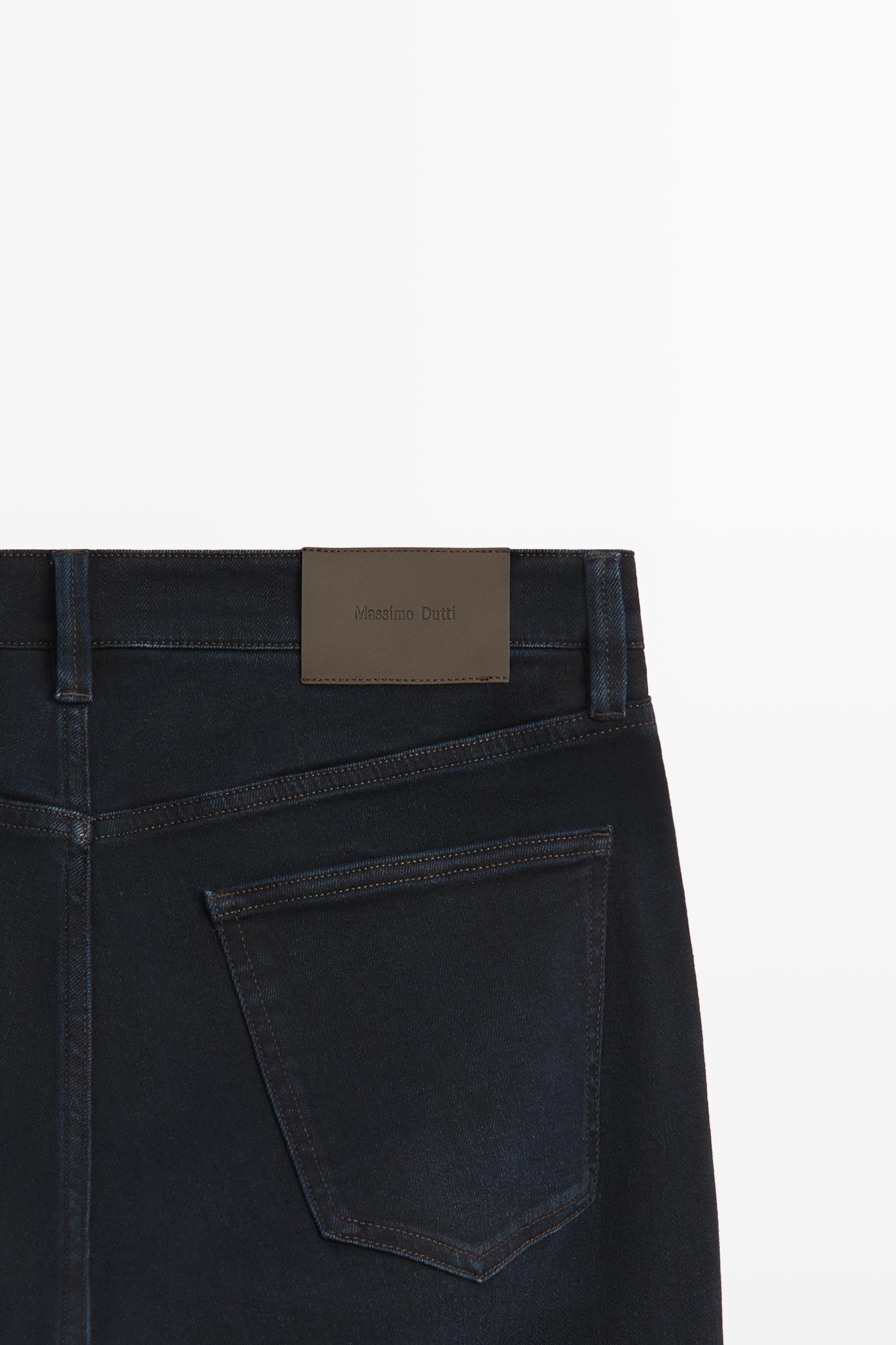 Slim fit jeans