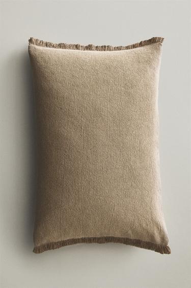 FRINGED CUSHION COVER - Beige by Zara