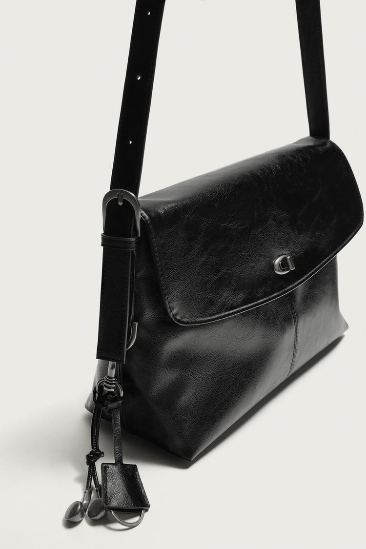 Bolsa cruzada con solapa 5