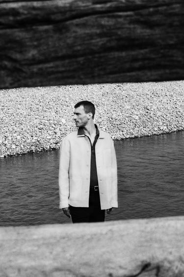 LOOK - Himmelblau von Zara