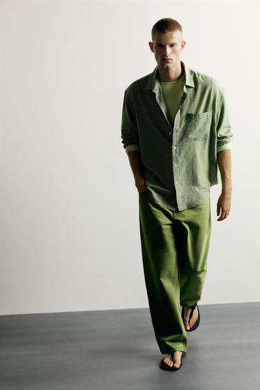 WASHED-EFFECT RELAXED FIT JEANS - Mid-green by Zara